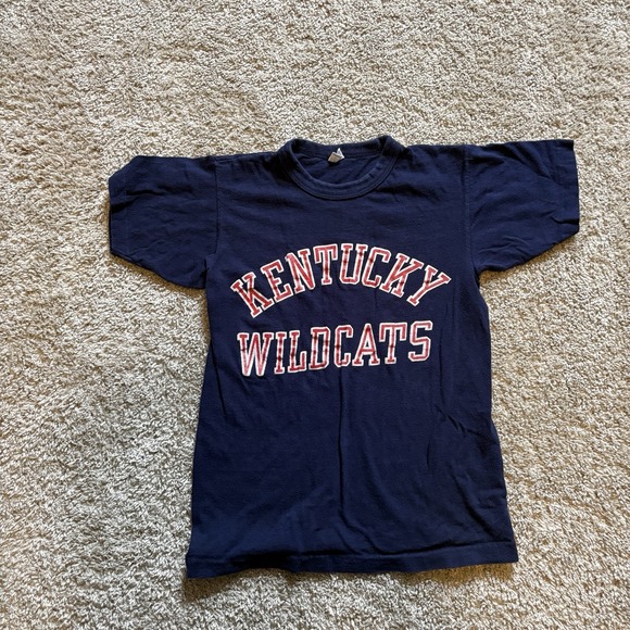Champion Tops - Vintage 1970s Champion University‎ Of Kentucky Women's Small T Shirt Navy Red